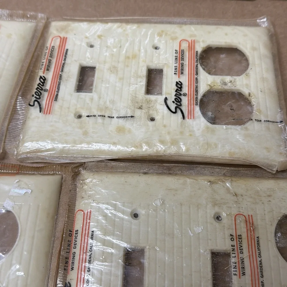Lot Of Vtg Ivory Sierra Double Toggle Switch Ribbed & Outlet Wall Plate Covers